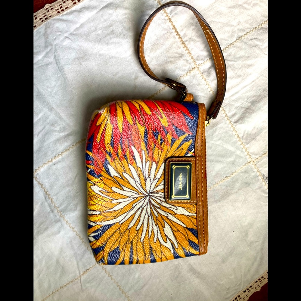 Wristlet Nine West